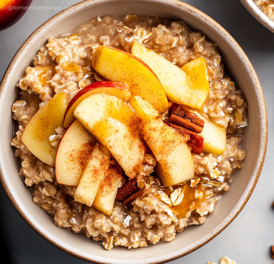 Healthy Apple Cinnamon Oatmeal